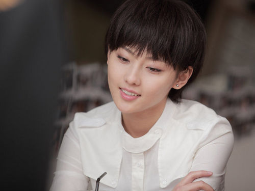 电视前沿 > 正文  新浪娱乐讯 近日,80后题材电视剧《离爱》在新浪