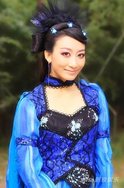 《活佛济公2》开播 陈佳佳妖娆登场(附图)