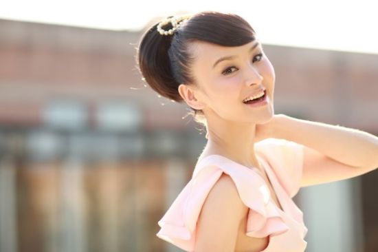 《大唐双龙传》登央视 小王晶演侠女力挺老王晶