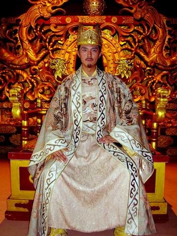 《太平公主秘史》热播 田宇鹏再过皇帝瘾