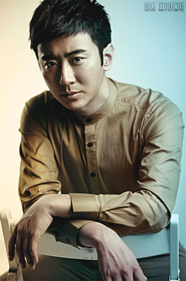 李家大院热拍高梓淇百变酷似许文强