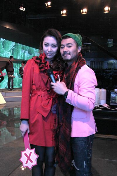 张雪倩与安琥同录影调侃安琥戴绿帽