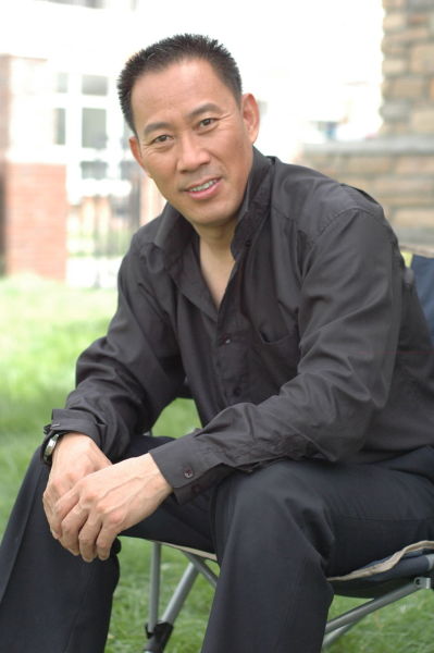 吴京安(资料图)打拼影视圈多年的陕西艺人吴京安,用"厚道"二字形容陕