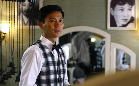 《理发师》首播 李晨享受王丽坤追求