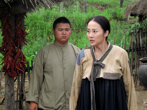《卖花姑娘》正在延边拍摄,该剧除了催人泪下的故事情节,青年演员的