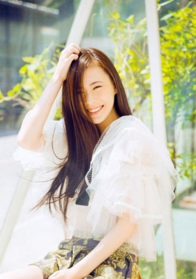 龙一一新年赶拍新剧期待尝试内心戏角色