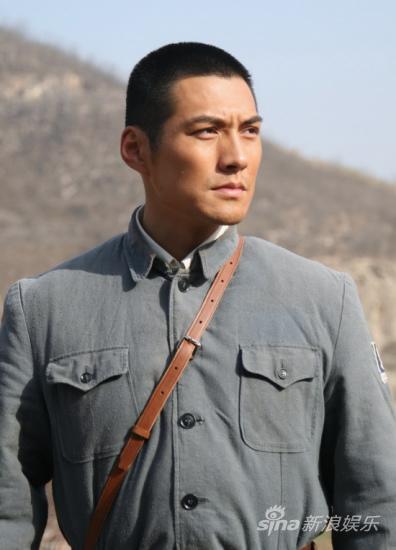 严宽《烽火长城》演八路军战士 彻底转型(组图)_影音娱乐_新浪网