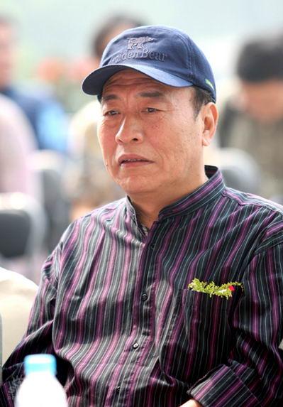 图文解放开机王伍福