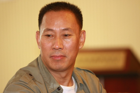 我是特种兵3蓝军司令扮演者吴京安个人资料