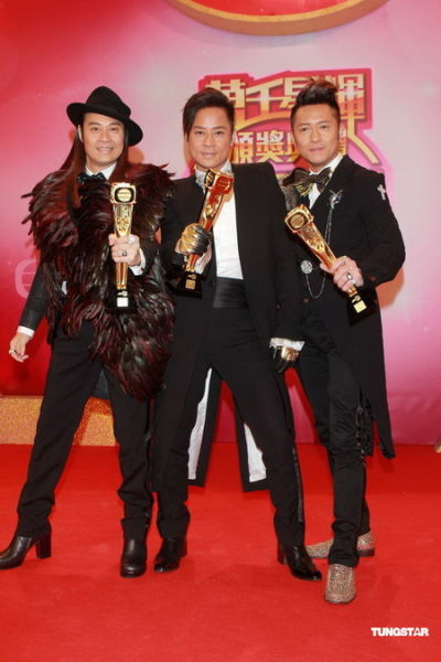 图文tvb台庆颁奖礼后台草蜢获最佳节目主持