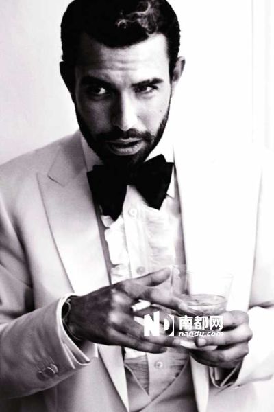 剧照南都讯 来自英国威尔士的男星汤姆·库伦(tom cullen)日前被热门