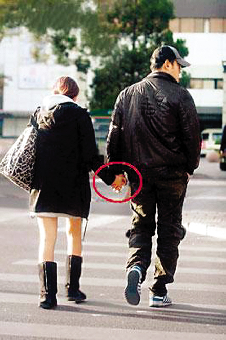 伊能静黄维德"牵手"牵出火