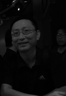 柏桦睡眠过后 被诗充满(图)_影音娱乐_新浪网