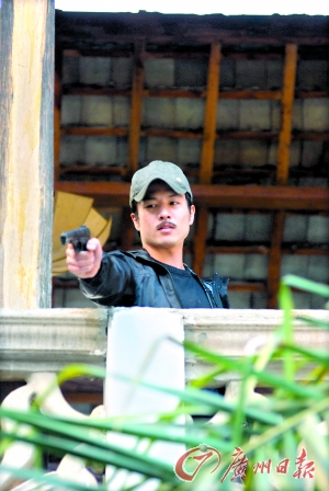 (记者 王振国) 前日,本报记者前往西双版纳探班正在拍摄的电视剧《新