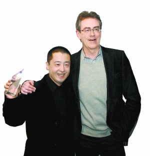 新华社多伦多电(记者施蓉)中国导演贾樟柯当地时间22日晚在加拿大