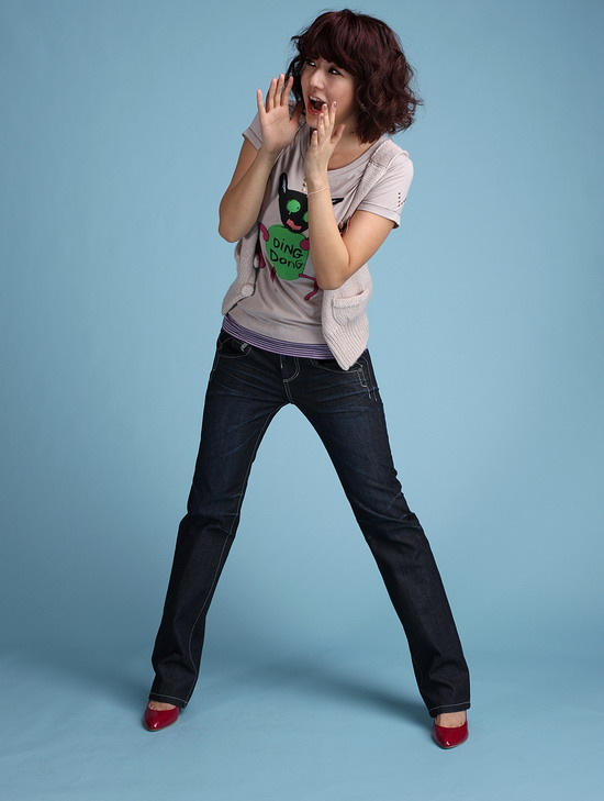 图文尹恩惠活力秋装写真河东狮吼