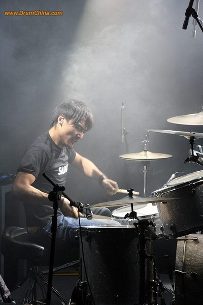 圈内鼓界高手再度联手震撼京城   子曰乐队陆勋崔健乐队贝贝引领