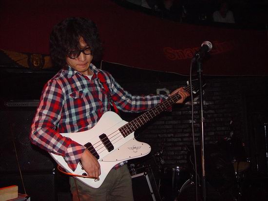 合成器合成器和鼓机吉他:c1966 hofner model 173 solid