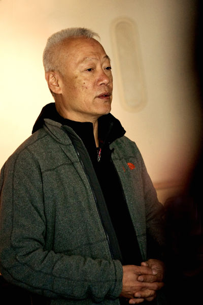 何勇吹响义演集结号 摇滚三代摇旗响应_影音娱乐_新浪网