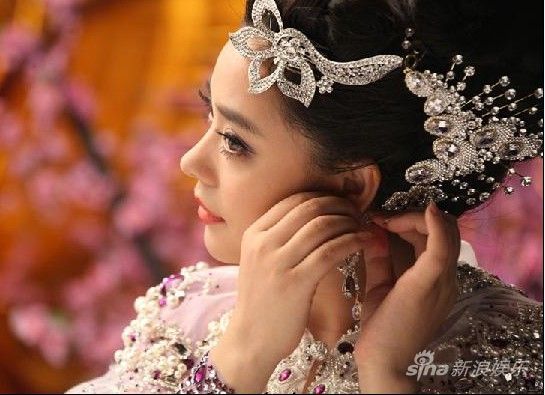 钟丽燕《桃花妆》mv剧照