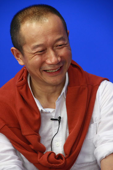 图文:谭盾做客新浪--相谈甚欢