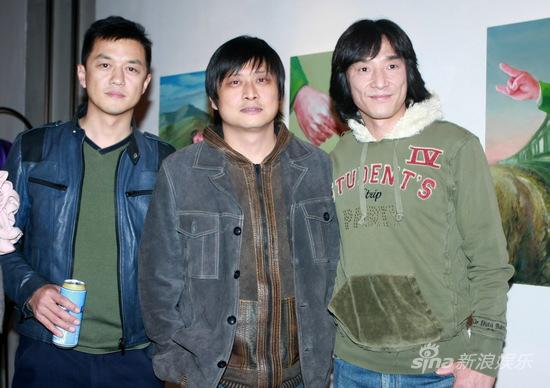 丁武办个人画展回忆童年 老狼李亚鹏等捧场(图)_影音娱乐_新浪网