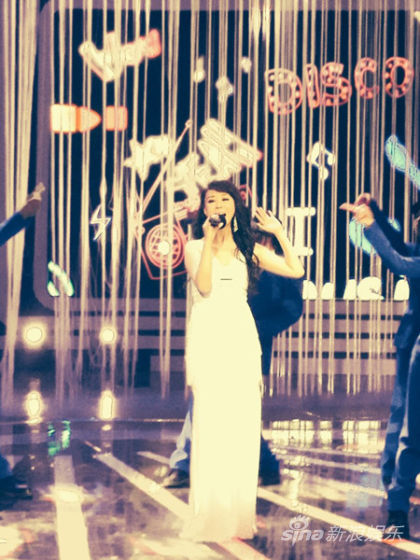 李玟刀马旦简谱_李玟邓紫棋刀马旦(2)