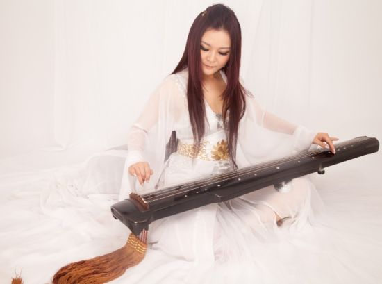 百度游戏公布董贞演唱九鼎天下穿越主题曲