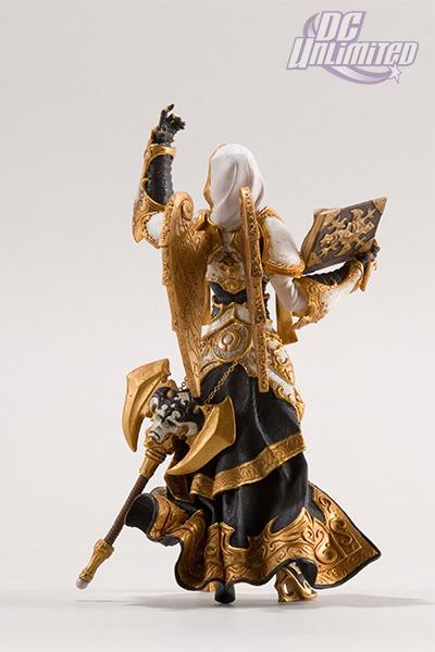 魔兽手办女德莱尼牧师