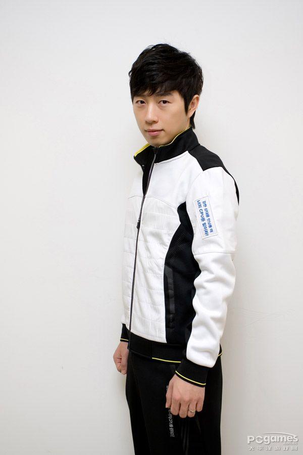 人族皇帝slayers_boxer林耀焕可以说是电子竞技的代表人物,没有他也没