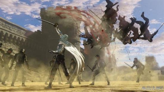 《剑风传奇无双》格里菲斯动作演示视频 横扫战场的光之鹰