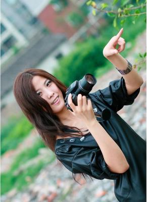 泳装美女之王英英,只有19岁却是选手中最高的模特身材