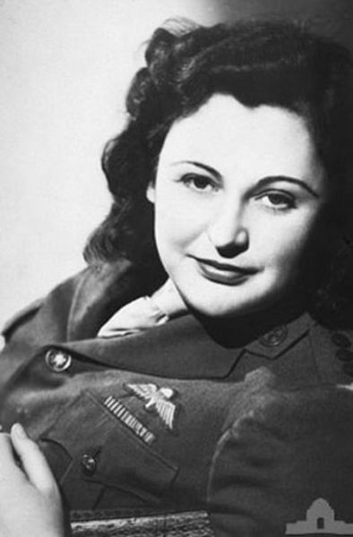 交流分享 历史长河   格特勒于1941年2月被捕,关押在霍洛威监狱.