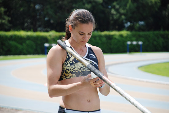 伊辛巴耶娃训练精彩瞬间(组图)(5)