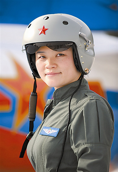 女王牌飞行员图片