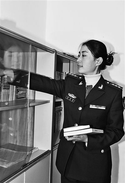 阳光照耀我的"心"衣裳——兰州军区某师值勤站官兵