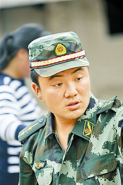 王伟:忠诚使命的“舟曲之子”_新浪军事_新浪网