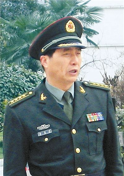 他一路走得都硬气_新浪军事_新浪网