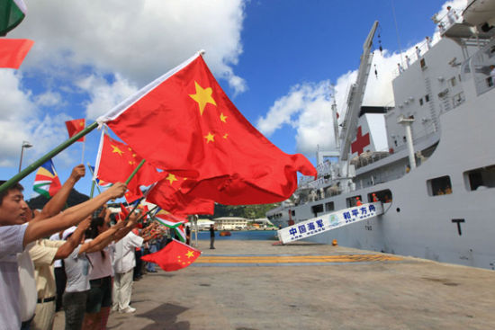 评论称中国军队出访海外成为国家形象新名片