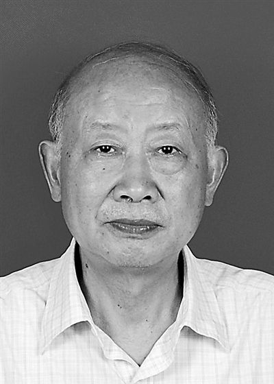 贾丹兵(上图)解放军第二一一医院院长贾丹兵始终坚持以诚为本,把诚信