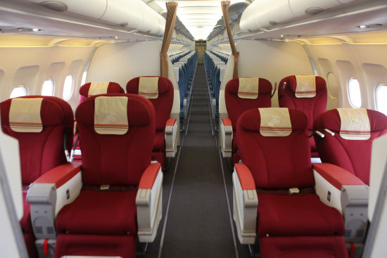 737800头等舱座椅图片