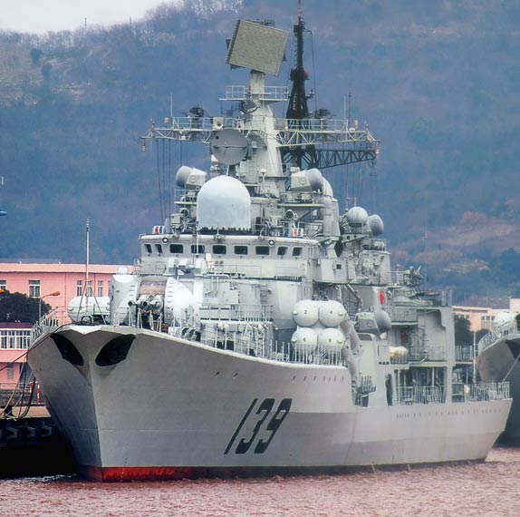 中国海军现代ii级139舰,该舰于2004年在俄罗斯下水