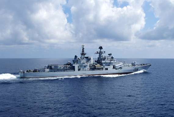 图文:中国海军139现代级驱逐舰巡航中