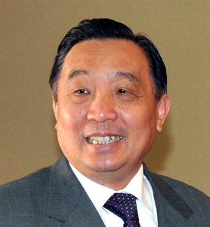 王晨:中国形象把关人_新浪尚品_新浪网