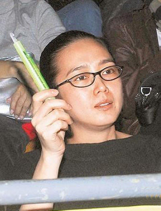 朱丽倩顺利产女 天王嫂辣妹到熟女妆容进化史