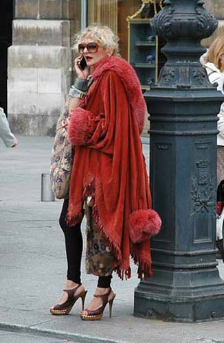 组图:揭秘巴黎最时髦的神秘女人