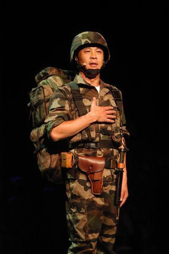 网友盘点十位柔情硬汉向海地维和警察致敬