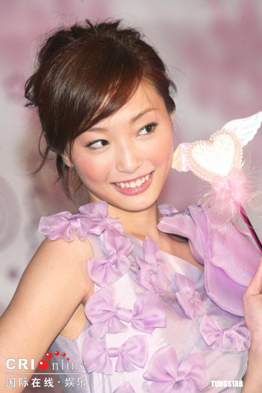 台湾豪门千金大拍广告(组图)(2)