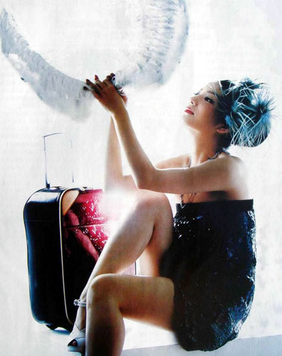 赵薇九,赵薇裸露指数:★★★性感指数:★★★赵薇像一性感的小猫,拍