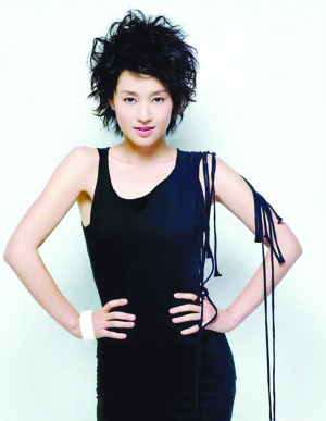 随后,记者致电某公关公司,这家公司承认,公司里确实有艺人身份证号码